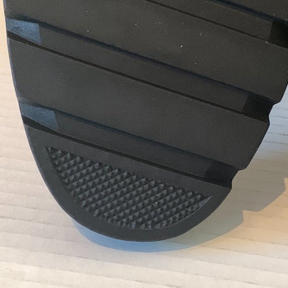 Steve Madden Womens Snake Skin Pattern Ankle High Boot Zipper Sides Size 5.5M - Picture 7 of 13